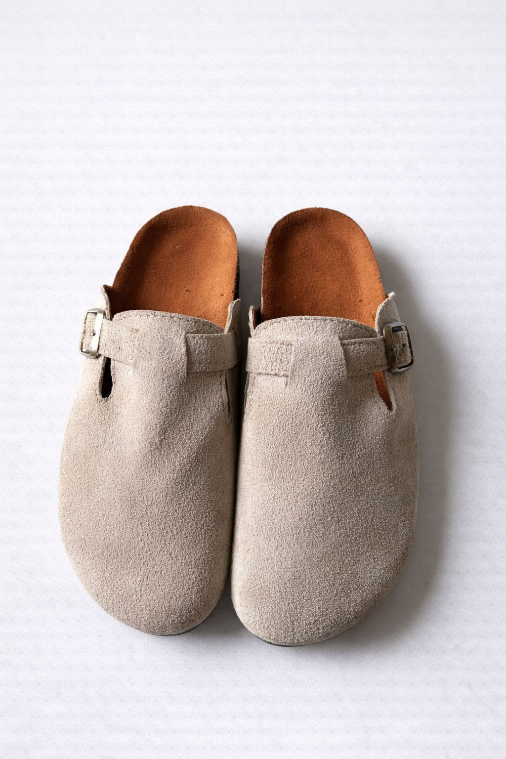 NUE Clogs Beige